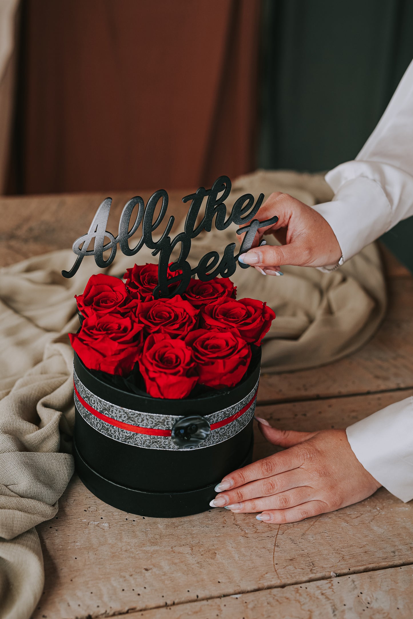 BOX OF ROSES "All the Best"