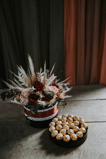 SWEET BOX "Flowers and chocolate"