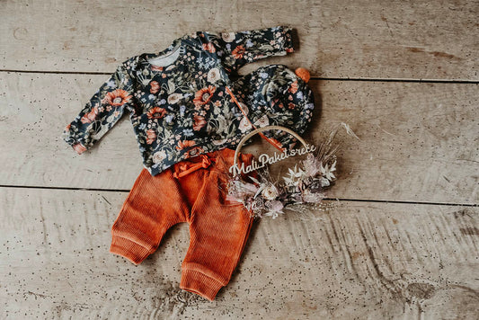 OTROŠKI KOMPLETEK Z VENČKOM »Mali paket sreče«