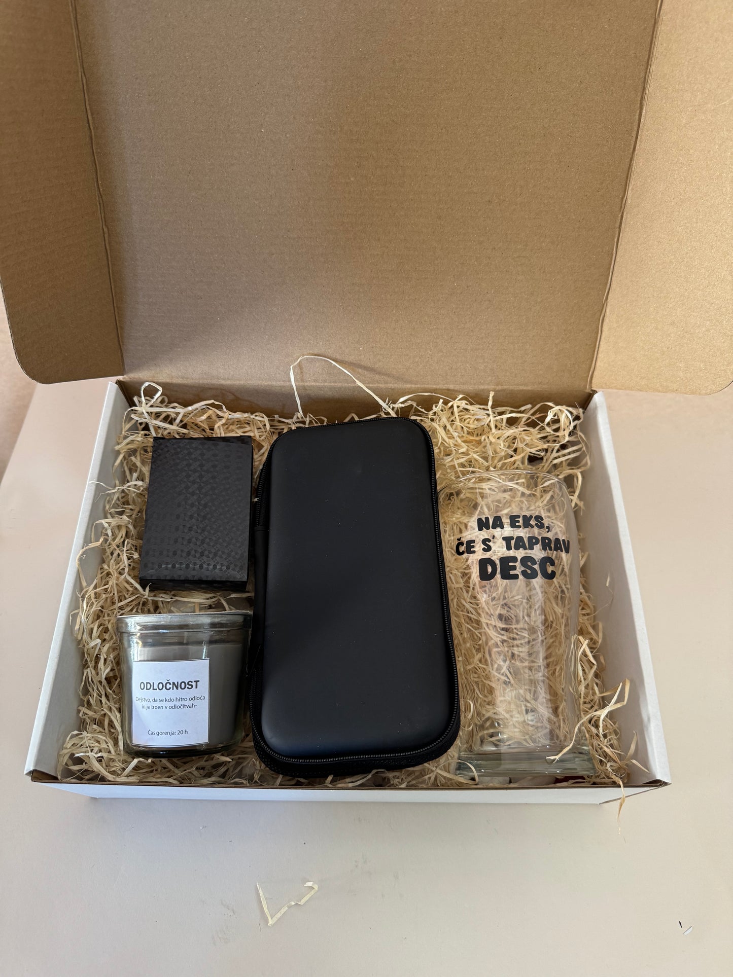 Darilni paket za odločne moške