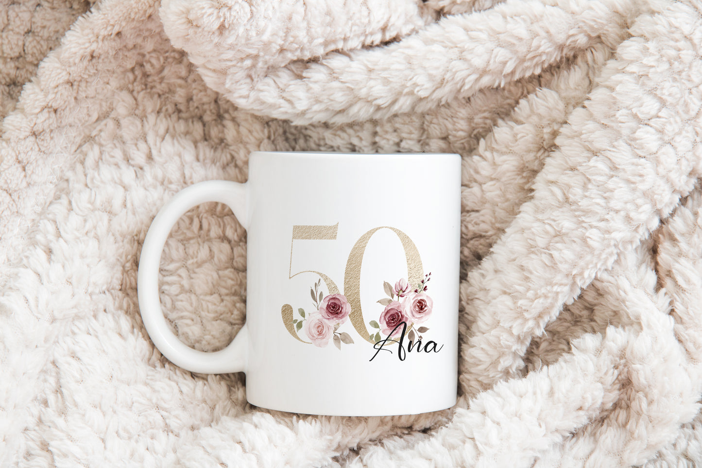 Cvetoča skodelica s številko + imenom