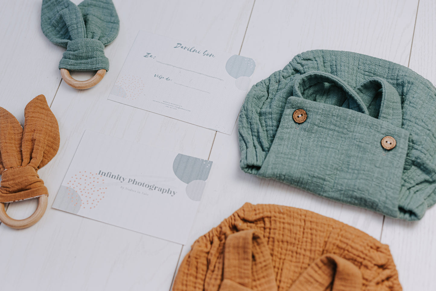 ROMPER, GRIZALO IN DARILNI BON ZA FOTOGRAFIRANJE DVOJČKOV OZIROMA DVOJČIC