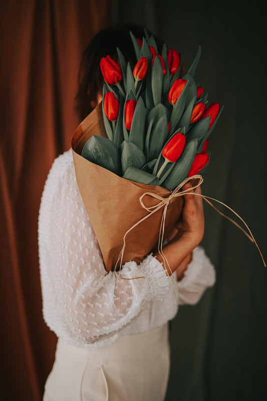 ŠOPEK » RDEČA TULPA«