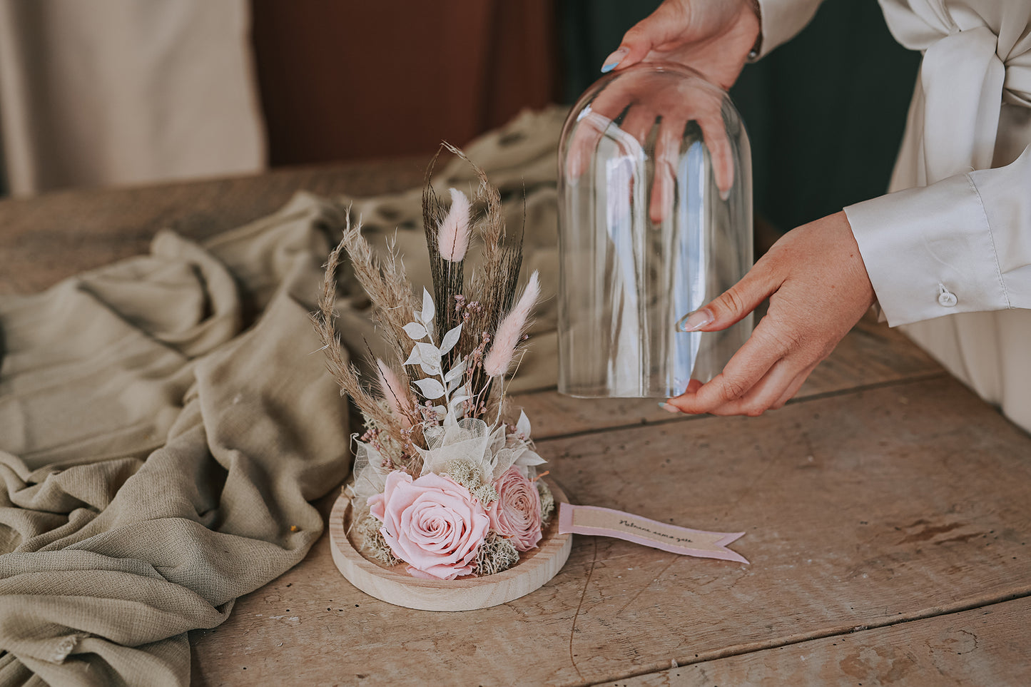 CVETLIČNA PRAVLJICA POD STEKLENO KUPOLO Medium »Pink«