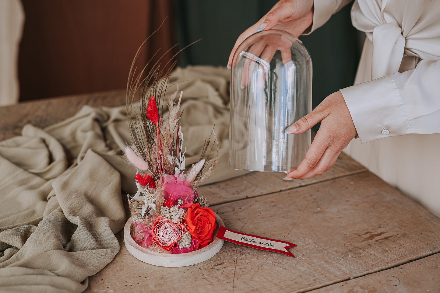 CVETLIČNA PRAVLJICA POD STEKLENO KUPOLO Medium »Ruby«