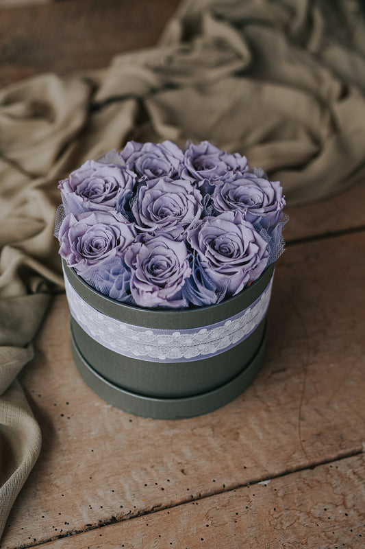 BOX OF ROSES "Happy Birthday"