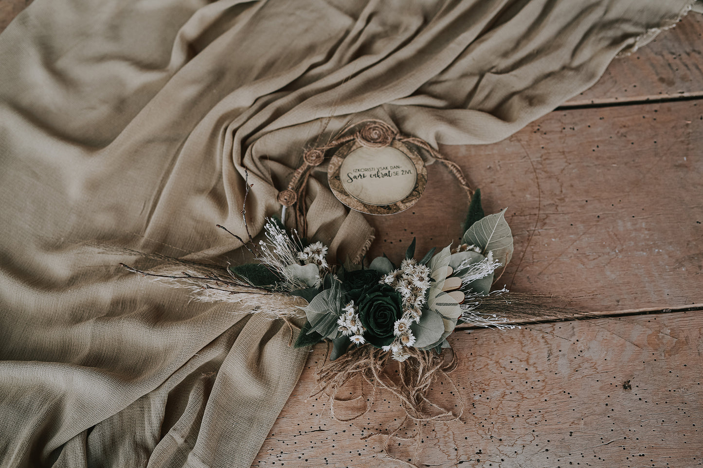 VENČEK SAMO ZA TEBE "Izkoristi vsak dan, samo enkrat se živi!"