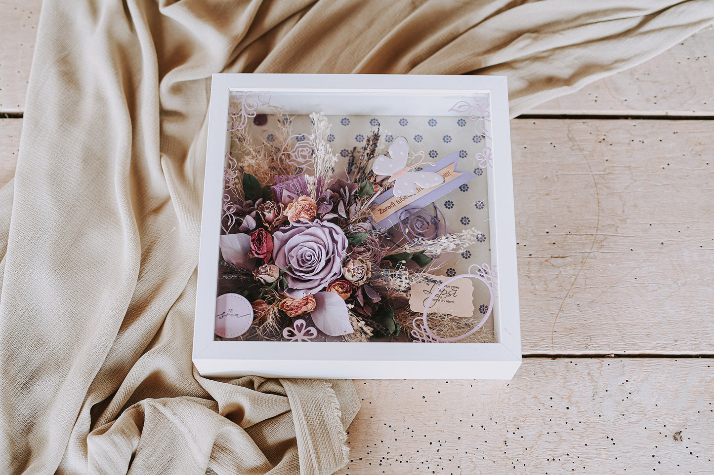 LILAC FRAME "When flowers speak"